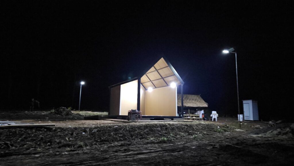 ผลงานการติดตั้งโคมไฟถนนโซล่าเซลล์ LED SUNSHINE ณ ที่พักสงฆ์สวนป่าวีระคุณ จ.นครราชสีมา